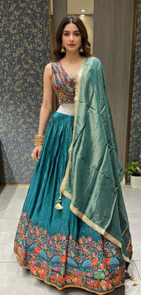 Lehenga Choli Madhuban